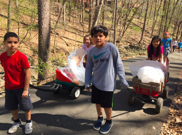 students collect litter