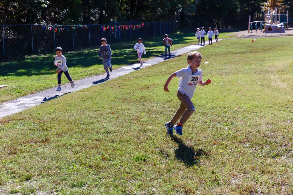 students running