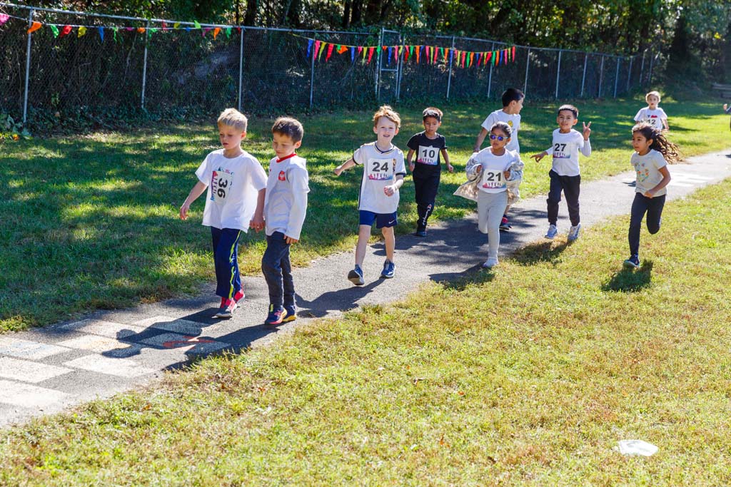 students running