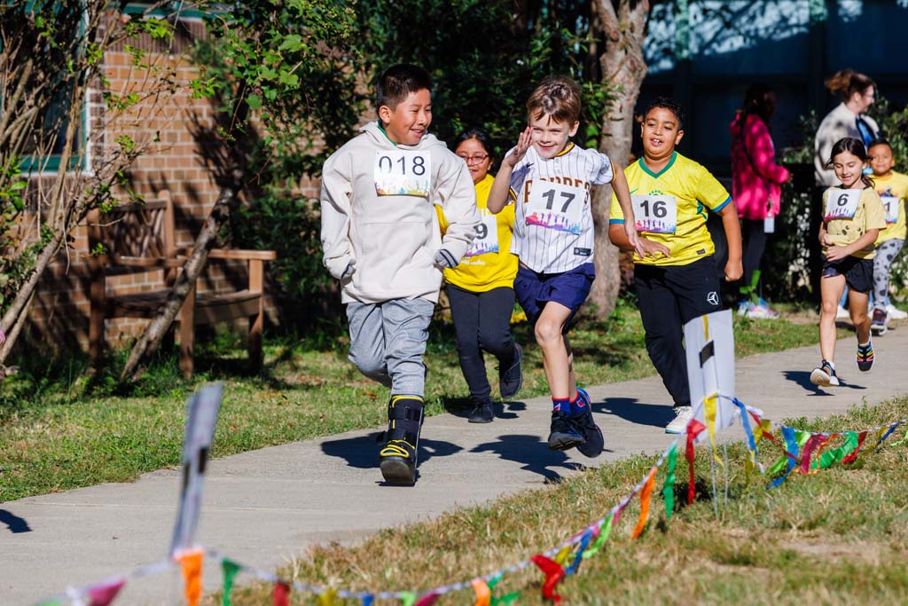 students running