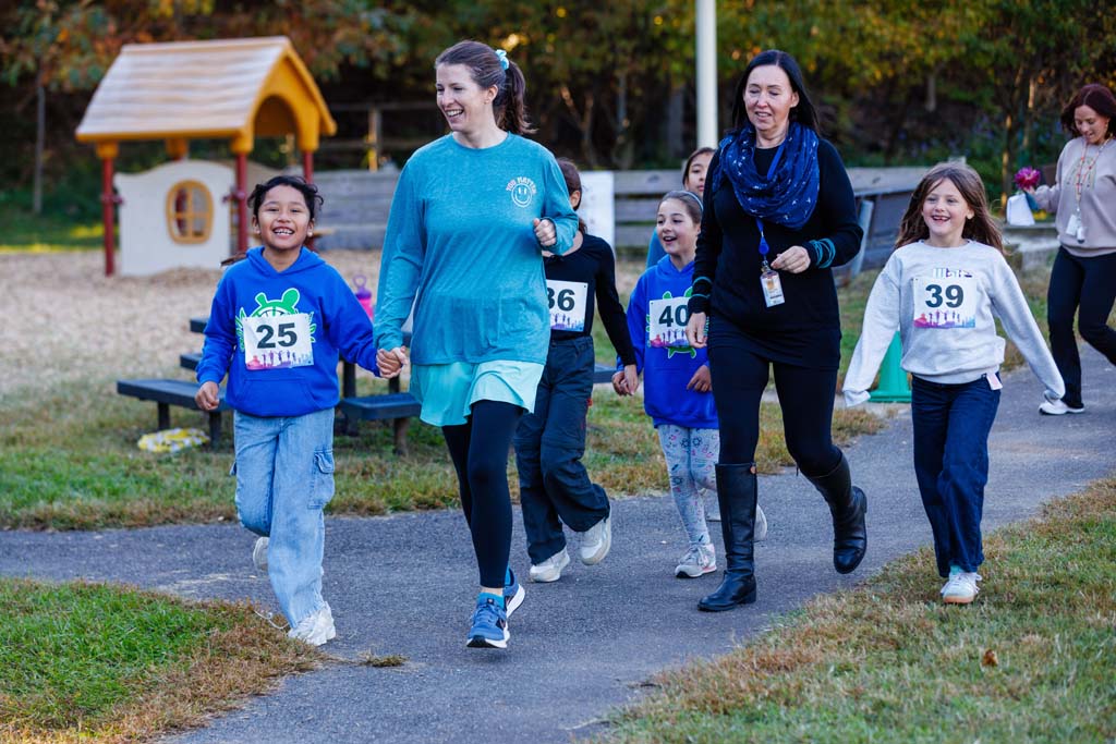 students running