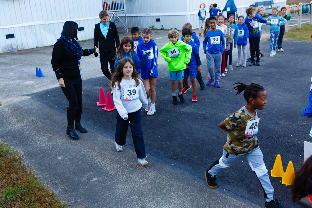 students running