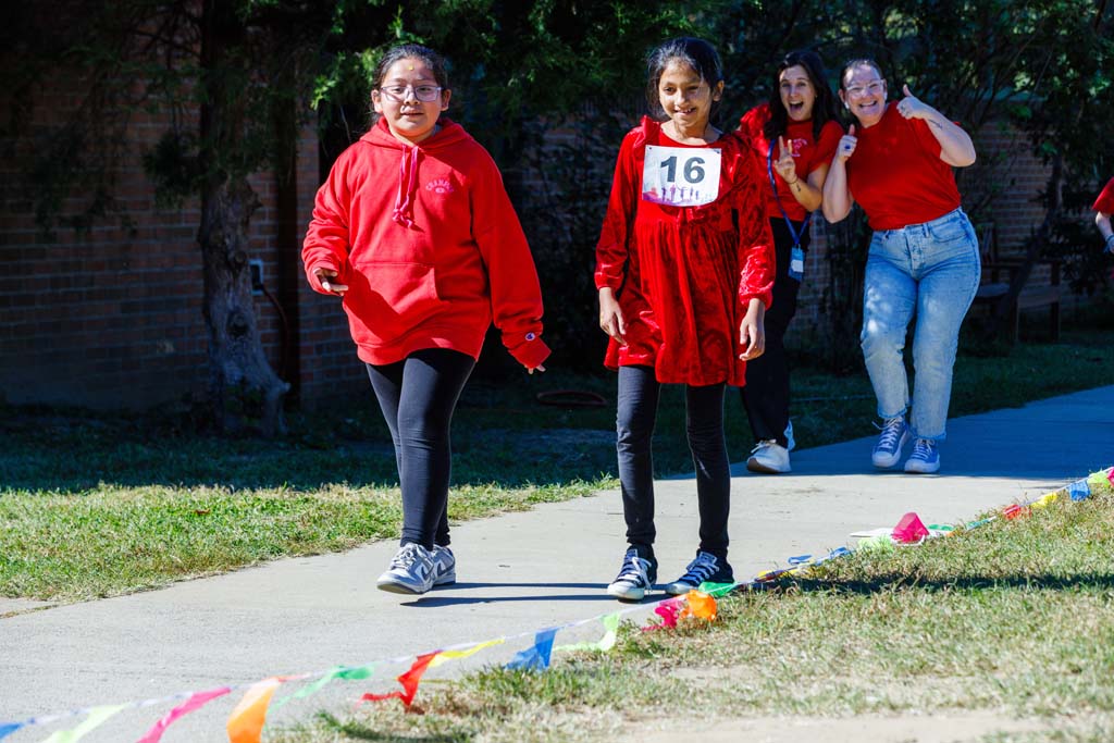 students running