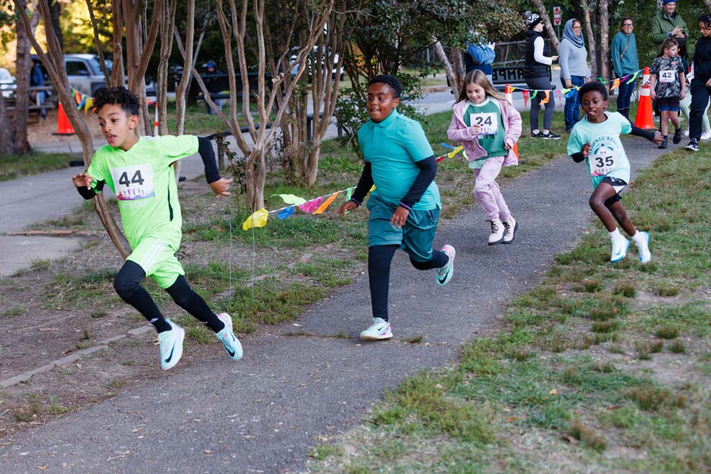 students running