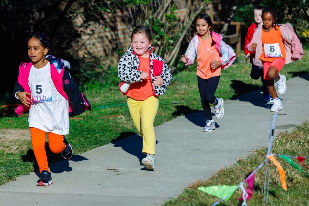 students running