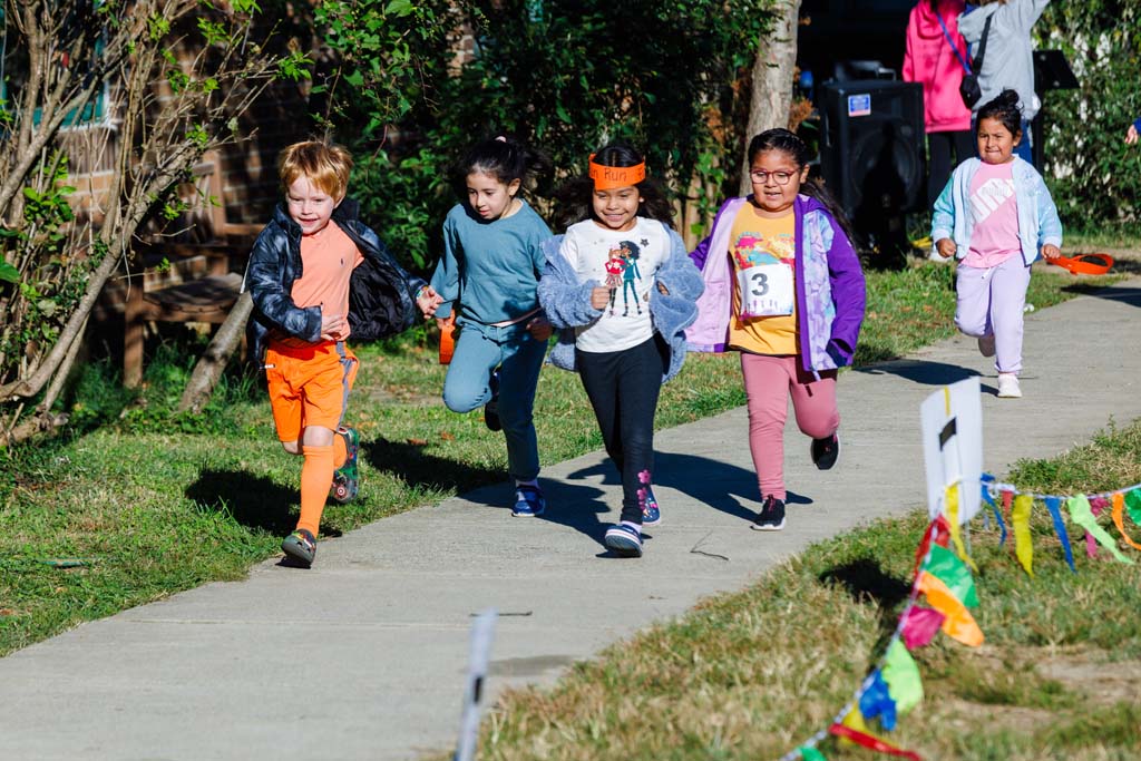 students running