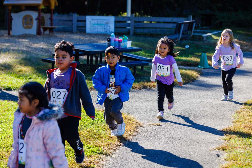 students running