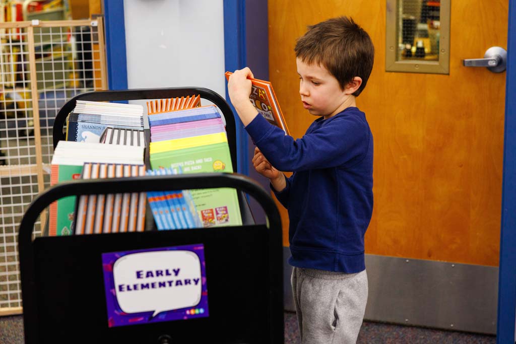students browsing book fair