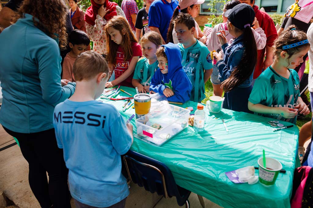 children at activity table